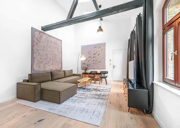 Mitte Loft Group & Family Friendly, 150m2, 2brs, 2bathrooms, Living & Dinning , 4 - 8 Guests Apartmán Berlín