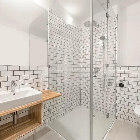 Mitte Loft Group & Family Friendly, 150M2, 2Brs, 2Bathrooms, Living & Dinning Room Up To 8 Sleeps Διαμέρισμα Βερολίνο