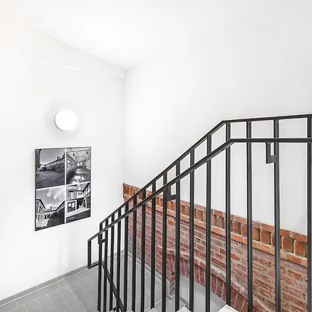 Διαμέρισμα Mitte Loft Group & Family Friendly, 150m2, 2brs, 2bathrooms, Living & Dinning , 4 - 8 Guests *